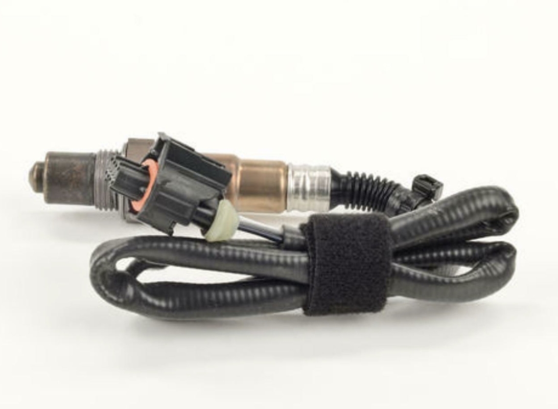 CH-0270車の酸素センサーBosch 0258006172 0258006924 Opel 0855252 0855351