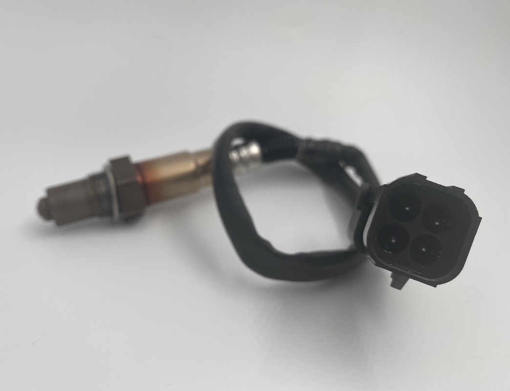 Bosch Lada車の酸素センサー0258006537 1118-0385001-00 2108-3850010-00